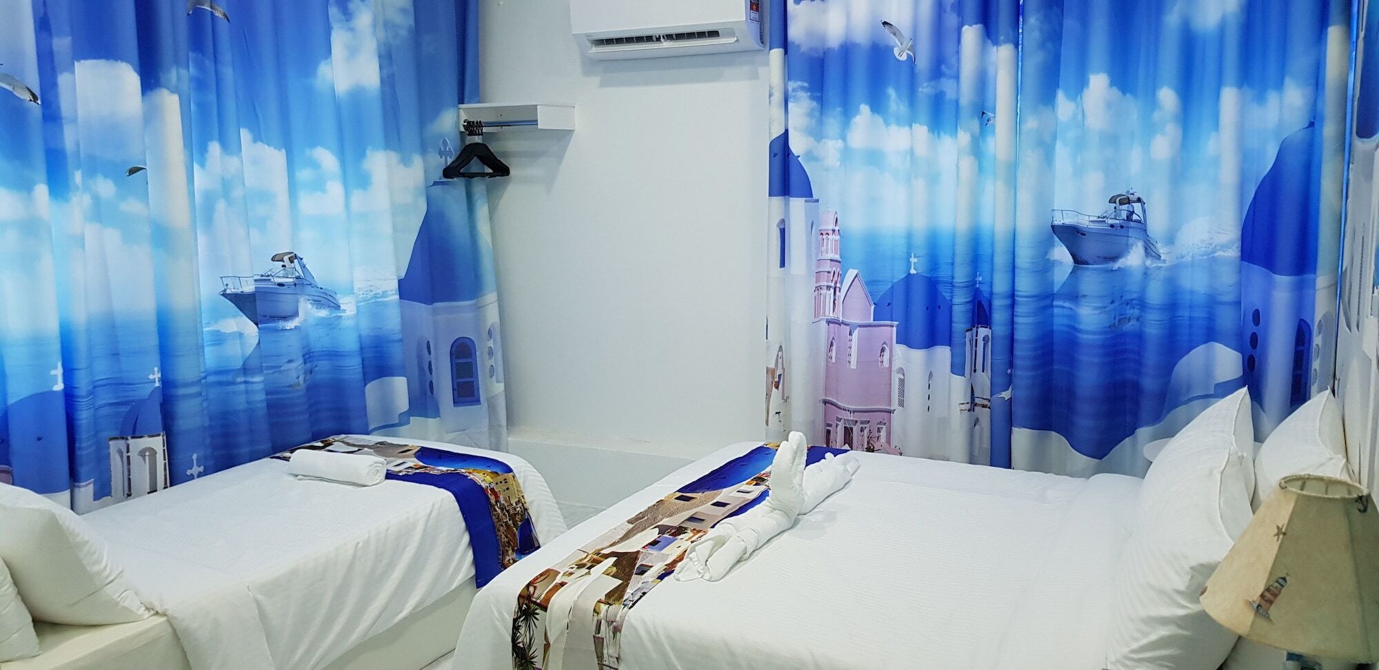Santorini Hotel Melaka Экстерьер фото